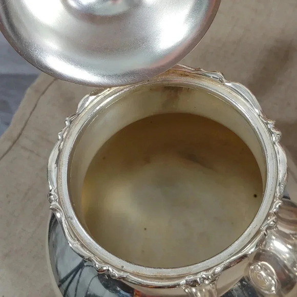 Antique Silver Plated Tea Pot and coffee Pot (PLEASE READ THE DESCRIPTION) - Picture 8 of 10